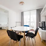 Kolska Spacious By Bookinghost *