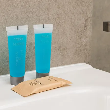 Kolska Spacious By Bookinghost דירה