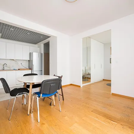 Kolska Spacious By Bookinghost Warszawa