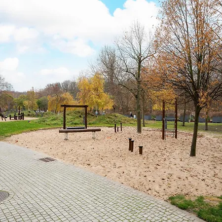 Lägenhet Kolska Spacious By Bookinghost Warszawa