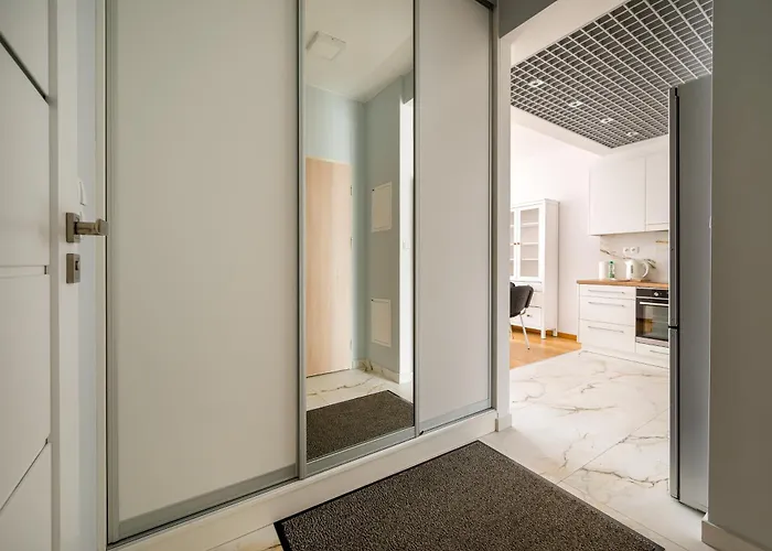 Kolska Spacious By Bookinghost